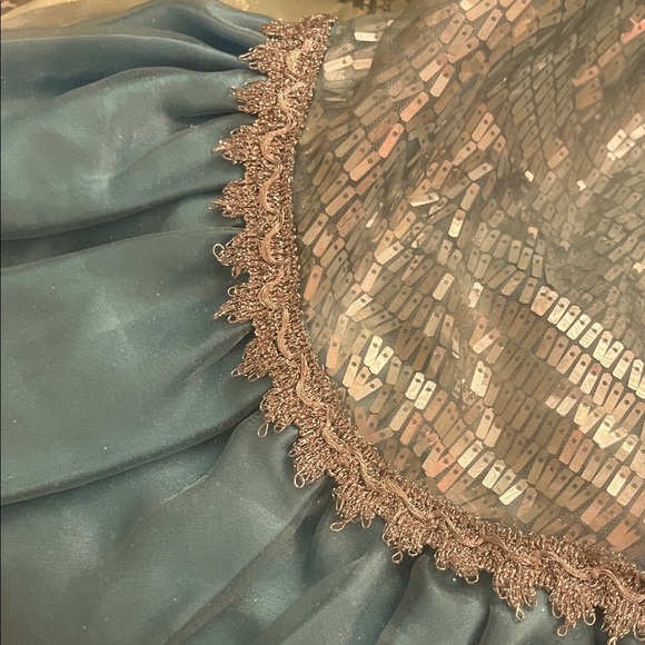 Disney Frozen Blue and Silver Costume Dress Childs size 7/8 - Picture 11 of 14